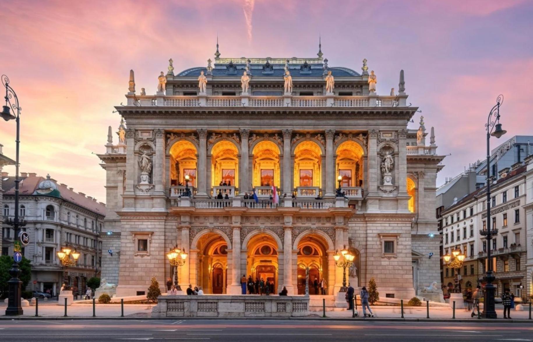 Andrassy Adventures Apartment Budapest Exterior photo