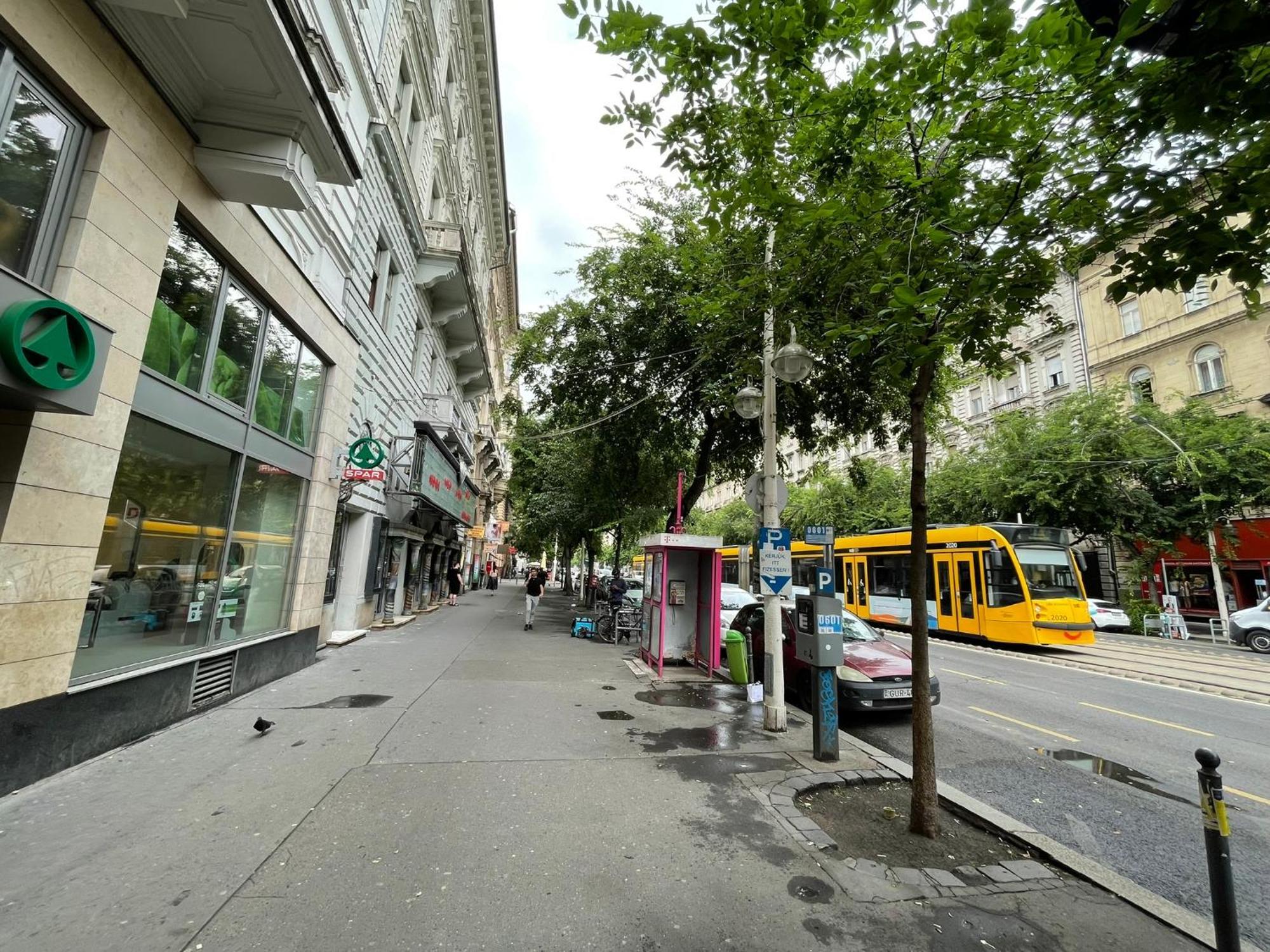 Andrassy Adventures Apartment Budapest Exterior photo